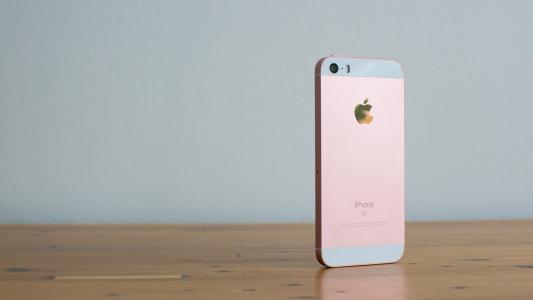 iphoneSE (2).jpg